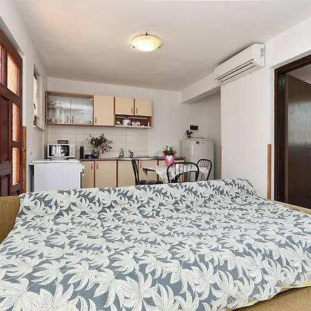 2315 Apartamento *